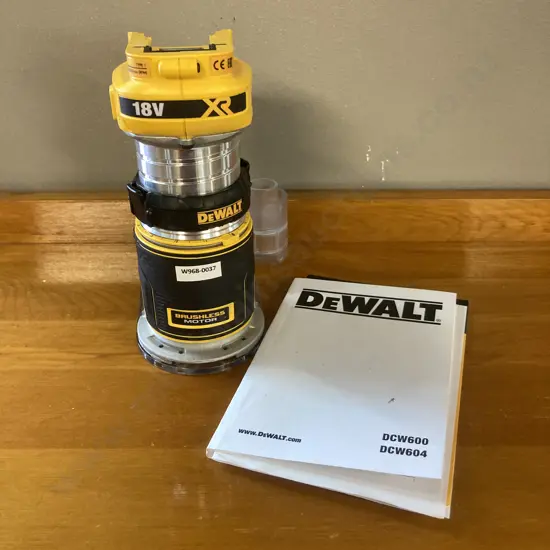 DeWalt DCW600 18V XR Cordless Brushless 6.35mm (1/4") Laminate Trimmer Plunge Router Skin Only With Manual
